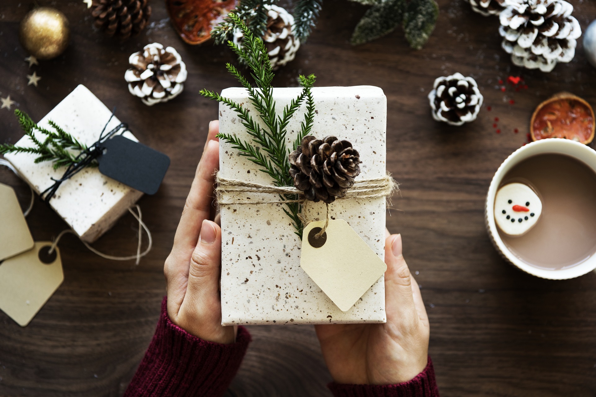 A Gift Guide for Real Moms: What To Buy The Mom In Your Life (32 Gifts She'll Actually Like) | The Mama On The Rocks A Gift Guide for Real Moms: What To Buy The Mom In Your Life (32 Gifts She'll Actually Like) | The Mama On The Rocks